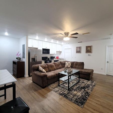 One Room In A Renovated Duplex House Near Fsu แทลลาแฮสซี ภายนอก รูปภาพ