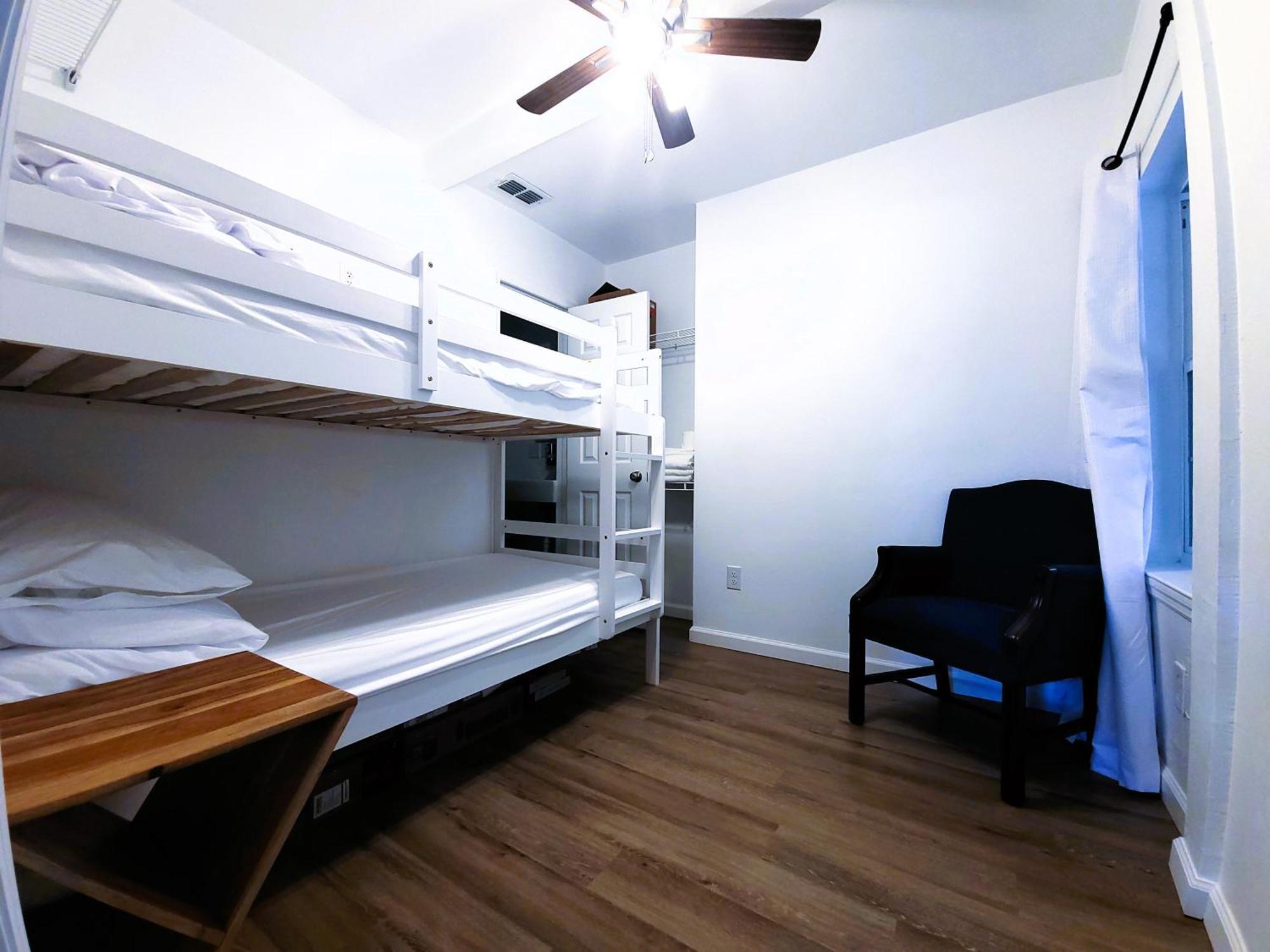 One Room In A Renovated Duplex House Near Fsu แทลลาแฮสซี ภายนอก รูปภาพ